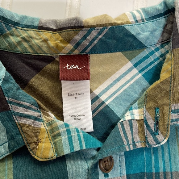 EUC Tea bottom down shirt - Picture 2 of 3